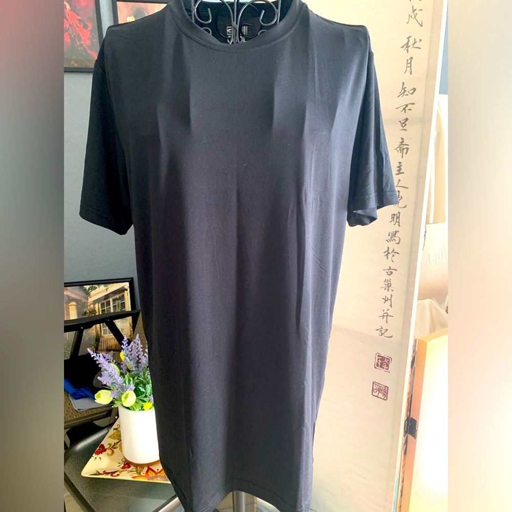 Lightweight grey tee